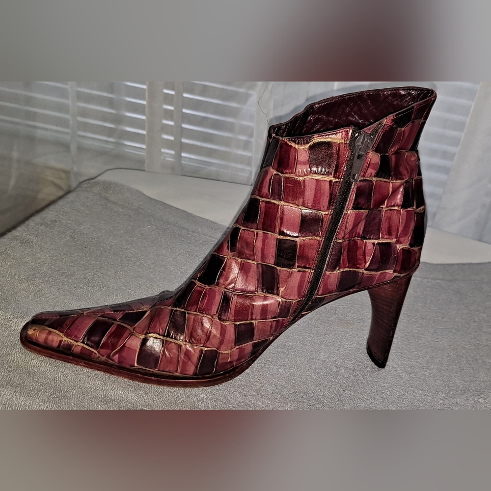 Bagatt Burgundy Croc Embossed Leather Ankle Boots Size EUR 38 US 8